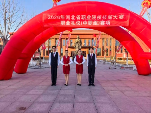 初三女生適合學什么？石家莊東華鐵路學校鐵道運輸服務專業(yè)好就業(yè)